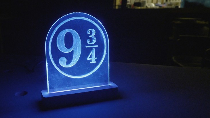 Fabrication d'une lampe LED, avec gravure acrylique à la CNC !